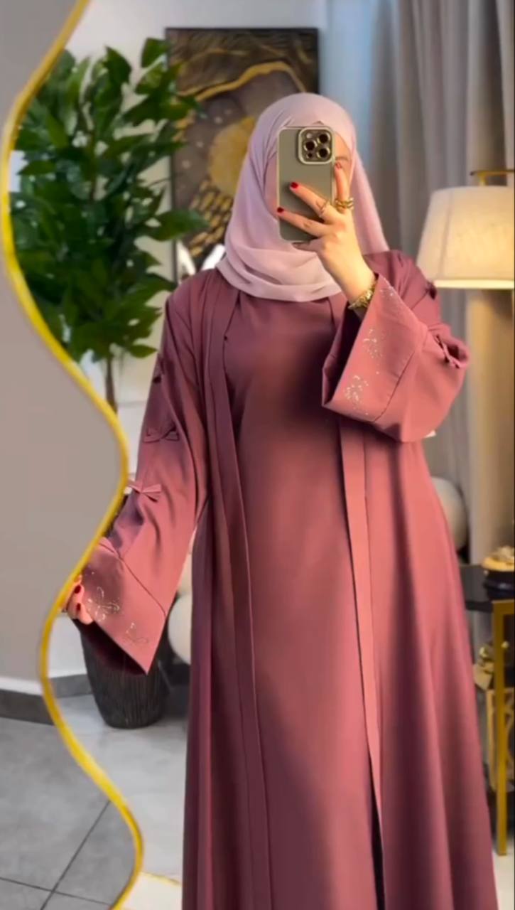 عباية قطعتين فراشة