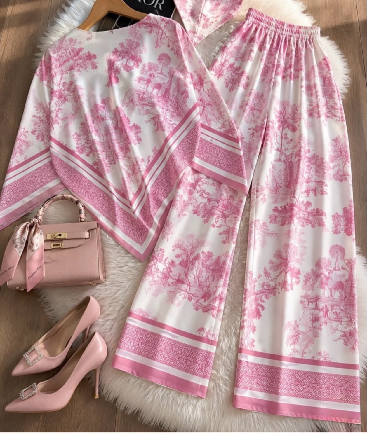 Ensemble scarf
