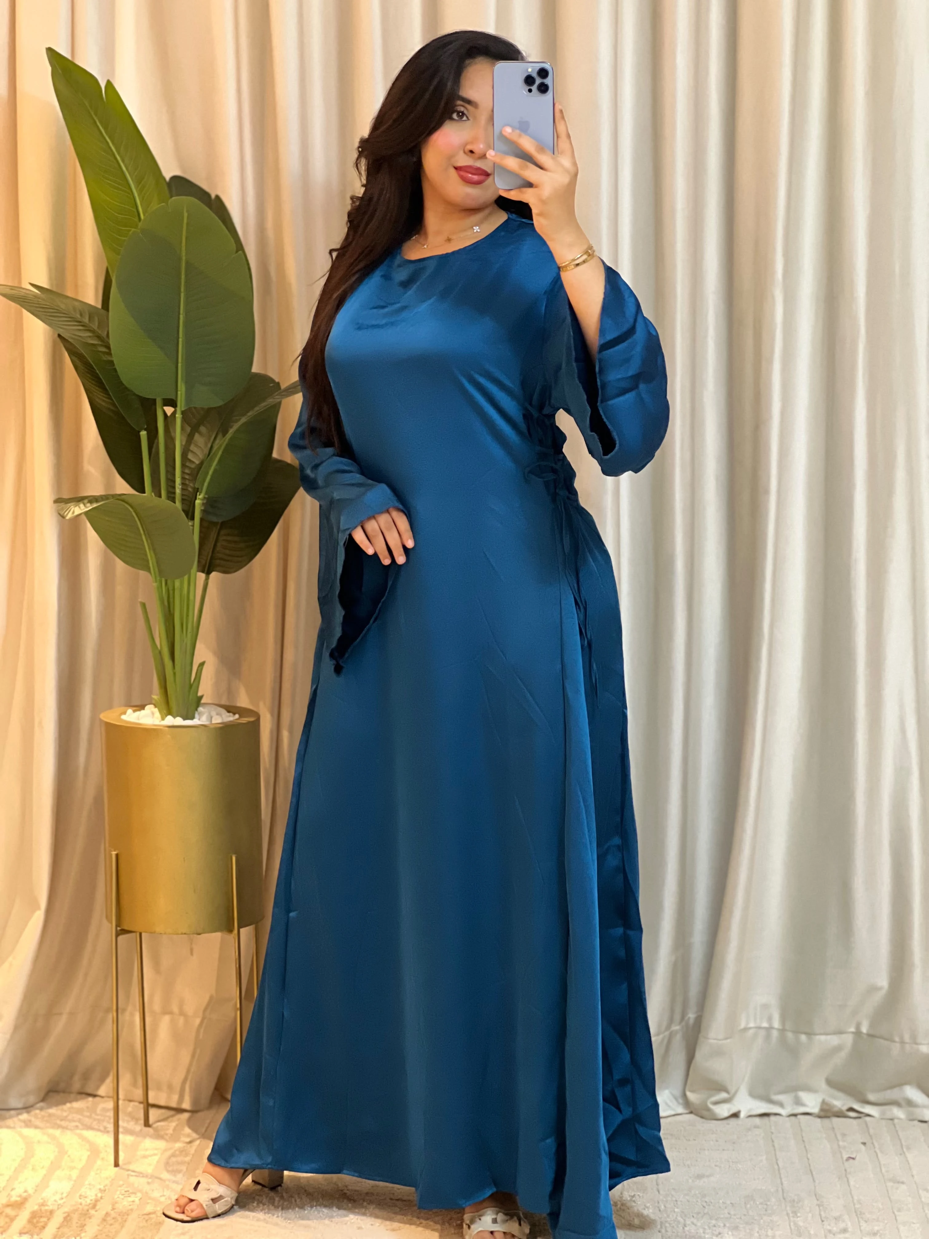 Robe satin farwasi