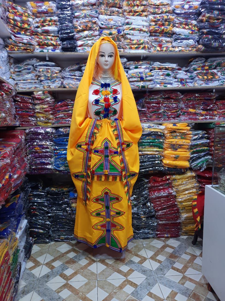 لبسة عامرة امازيغية