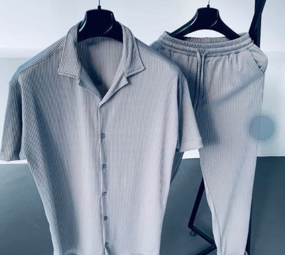 Ensemble chemise et pantalon