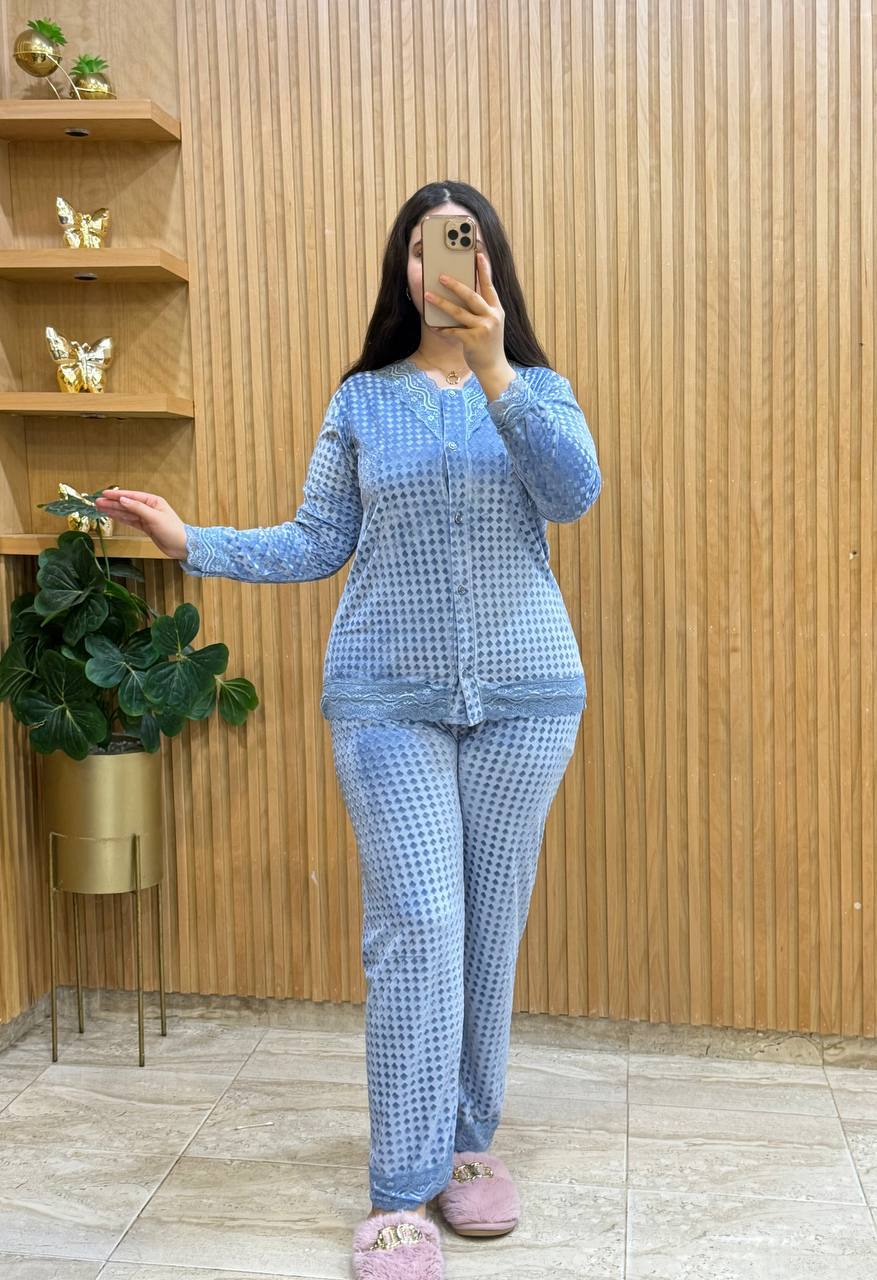 بيجامة caro mobra
